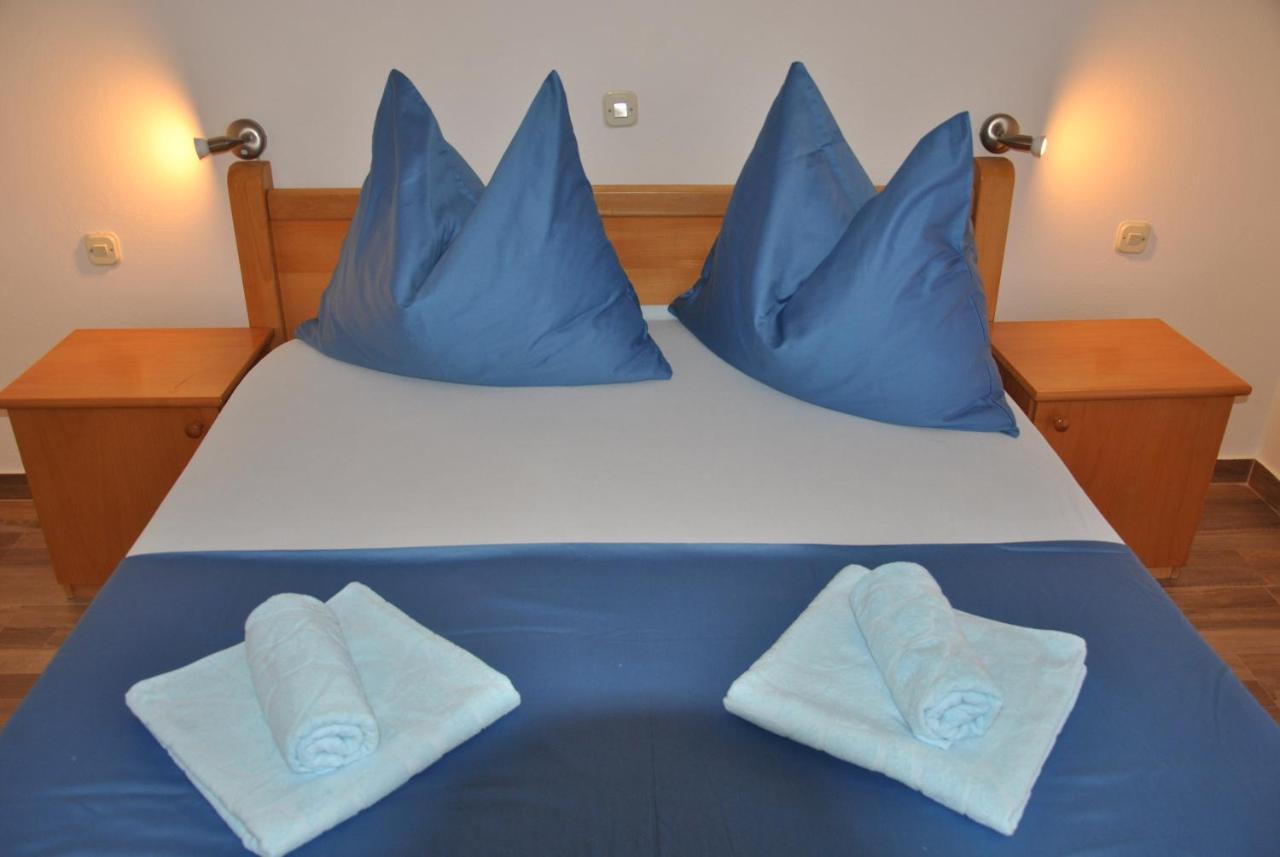 Apartments Villa Macola Трогир Экстерьер фото