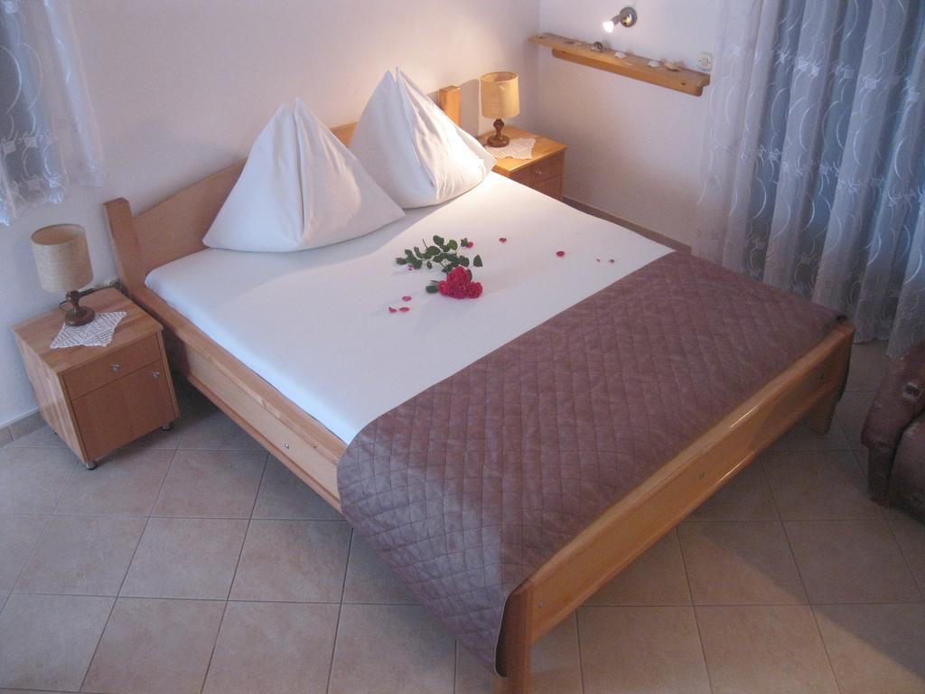 Apartments Villa Macola Трогир Экстерьер фото