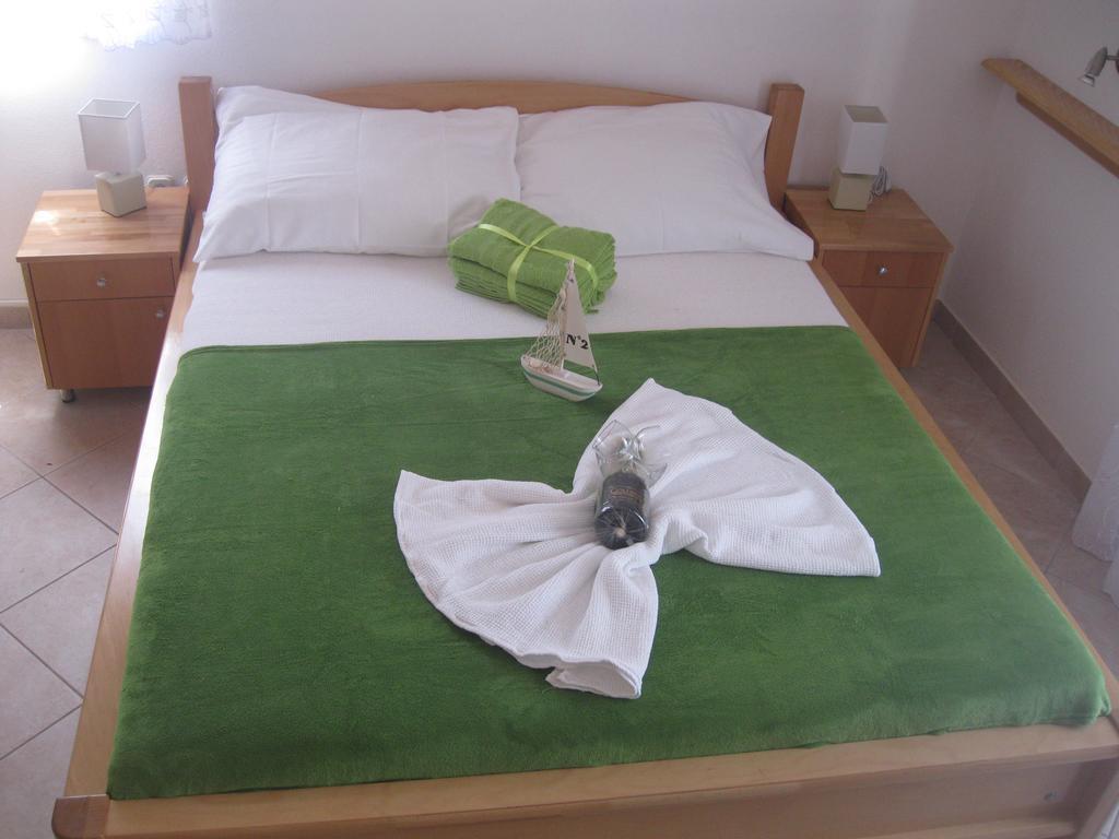 Apartments Villa Macola Трогир Экстерьер фото
