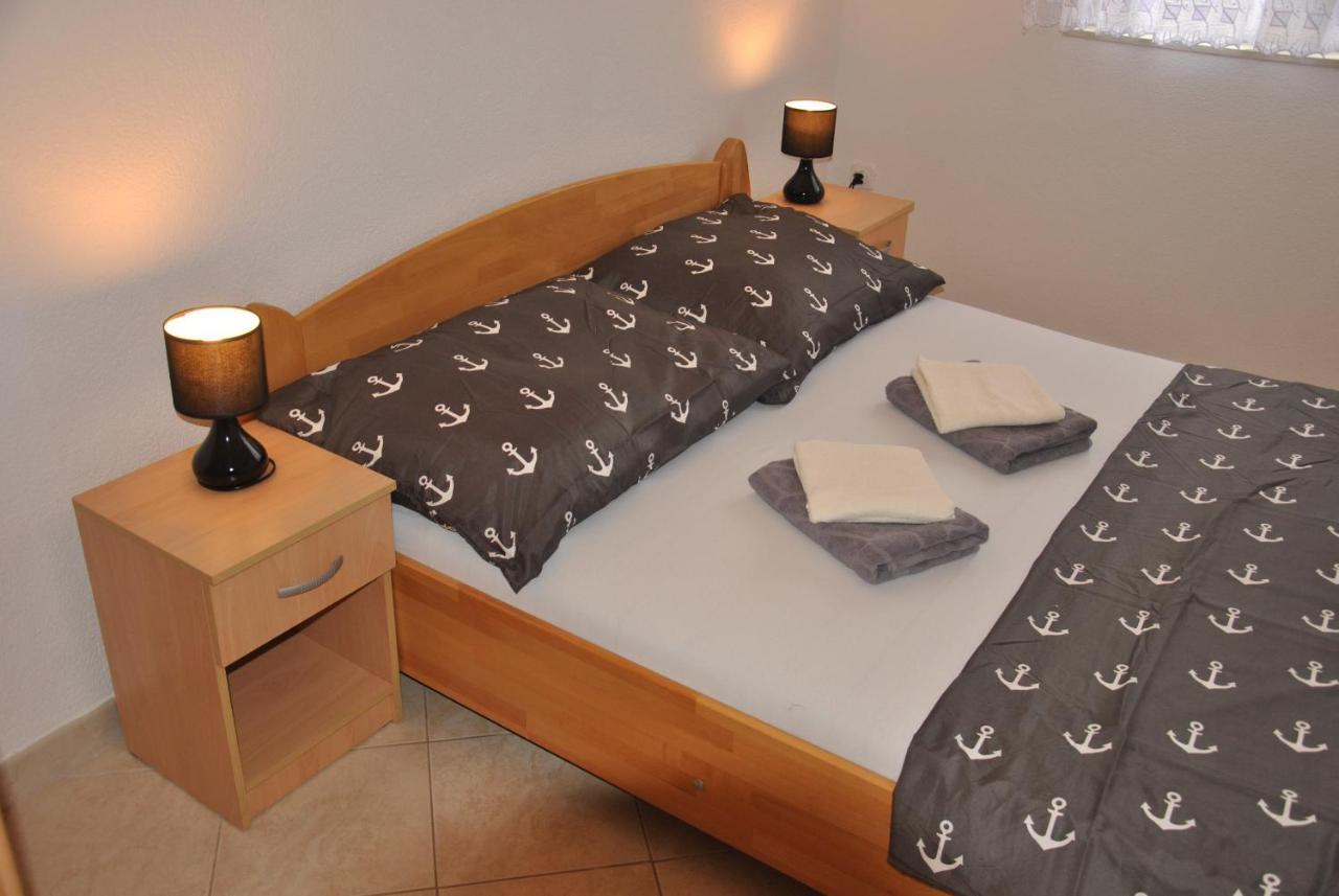 Apartments Villa Macola Трогир Экстерьер фото